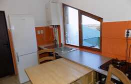 Apartament 3 camere, decomandat, 60 mp, zona UMF