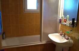 Apartament 3 camere, 64 mp, decomandat, etaj intermediar, parcare, zona strazii Plopilor!