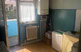 Apartament 2 camere, decomandat, etaj intermediar, zona Profi