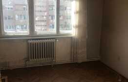Apartament 2 camere, decomandat, etaj intermediar, zona Profi
