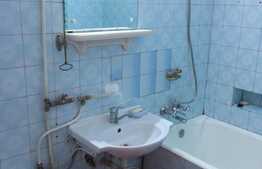 Apartament 3 camere, decomandat, 70 mp, zona Piata Abator