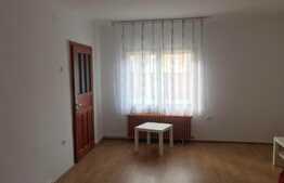 Casa 2 camere, 80 mp, curte 30 mp, zona Salii Polivalente 