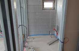 OPORTUNITATE! Apartament 2 camere, 52 mp, terasa 30 mp, Zona VIVO!