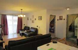 Apartament 3 camere, 82 mp + mansarda de 70 mp, zona strazii Porii!