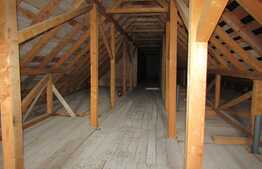 Apartament 3 camere, 82 mp + mansarda de 70 mp, zona strazii Porii!