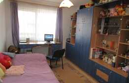 Apartament 3 camere, 82 mp + mansarda de 70 mp, zona strazii Porii!