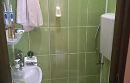 De vanzare apartament 3 camere, 60 mp, zona Big
