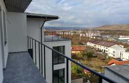 Apartament 3 camere, 59 mp, panorama, zona Vivo