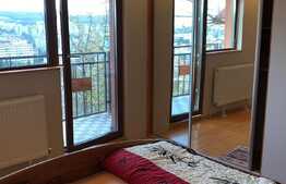 Casa 4 camere, 100 mp, teren 100 mp, parcare, totul nou, zona strazii Uliului