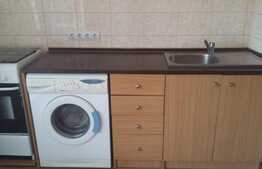 Apartament cu 2 camere, decomandat! Zona Golden Tulip!