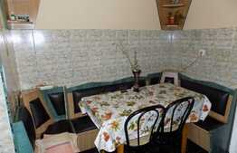 Apartament 3 camere, 70 mp, decomandat, zona strazii Louis Pasteur