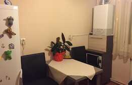 Oportunitate! Apartament 3 camere, decomandat, zona Parcului Colina