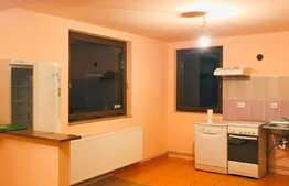 Casa individuala 160 mp utili, gradina de 500 mp, nemobilata, priveliste, zona Taietura Turcului