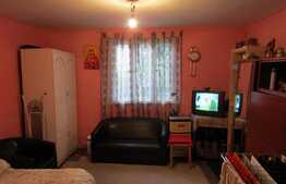 De vanzare casa cuplata 70 mp, teren 215 mp!