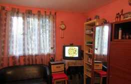 De vanzare casa cuplata 70 mp, teren 215 mp!