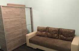 Apartament 3 camere, 55 mp, renovat recent, zona Magazinului Sora!