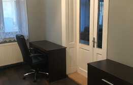 Apartament 3 camere, 55 mp, renovat recent, zona Magazinului Sora!