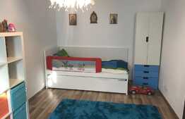 Apartament 3 camere, 81 mp, boxa, zona strazii Paris