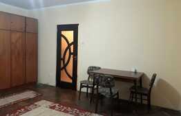 Apartament 2 camere, decomandat, 76 mp, zona strazii Plopilor