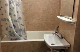 Apartament 2 camere, 46 mp, etaj intermediar, zona Complex Mercur