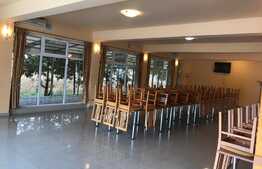 Spatiu comercial, 170 mp, terasa 40 mp, zona Gilau !