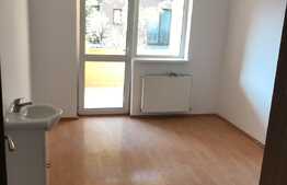 Spatiu comercial, 75 mp, cu vizibilitate buna! 