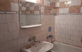 Garsoniera, 42 mp, zona strazii Plopilor