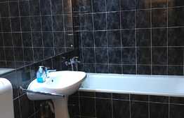 Apartament 4 camere decomandate, 80 mp, garaj, zona strazii Bucuresti    