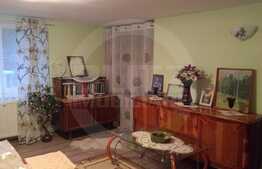 De vanzare casa individuala, 220 mp, garaj 80 mp, teren 680 mp, cartier Iris