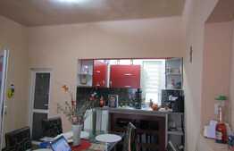 De vanzare casa individuala, 220 mp, garaj 80 mp, teren 680 mp, cartier Iris