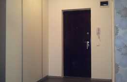 Apartament 2 camere, etaj intermediar, la cheie