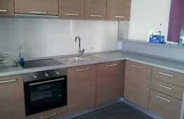 Apartament 2 camere, etaj intermediar, la cheie