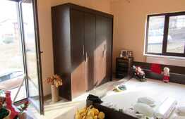 Casa individuala, 120 mp, teren 400 mp, garaj! Zona Teilor!