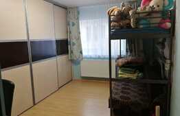 Apartament 2 camere, 60 mp, decomandat, parcare, zona Stejarului!