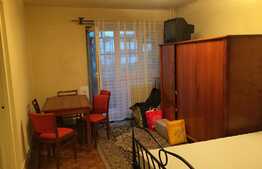 De vanzare apartament 1 camera, 40 mp, cu balcon, zona Piata Hermes!