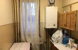 De vanzare apartament 1 camera, 40 mp, cu balcon, zona Piata Hermes!