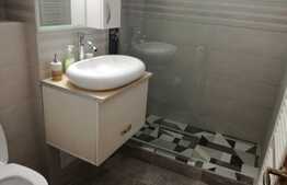 Apartament cu 3 camere, 75 mp, decomandat, prima inchiriere, zona Calvaria