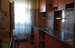 Apartament 3 camere, decomandat, intermediar, 65 mp, zona Kaufland