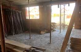 Apartament in vila, 46 mp, gradina de 50 mp, semifinisat!