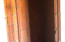 Apartament in vila, 46 mp, gradina de 50 mp, semifinisat!