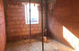 Apartament 2 camere in vila, 58 mp, decomandat, gradina 100 mp!