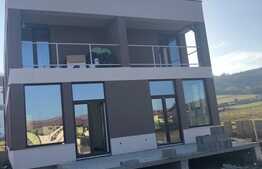 Duplex de vanzare, 113 mp, teren 190 mp, Zona Teilor!