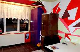 Apartament 2 camere, 56 mp, decomandat, Pet Friendly, zona strazii Dionisie Roman