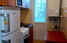 Apartament 2 camere, 45 mp, decomandat, zona strazii Clabucet