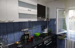 Apartament 3 camere, decomandat, 68 mp, zona Viilor