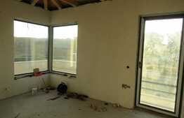 De vanzare casa individuala 138 mp, teren 450 mp, Exterior Est!