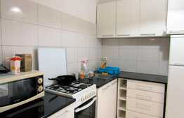 De vanzare casa cuplata, 80 mp, teren 120 mp, zona centrala!