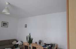 De vanzare casa cuplata, 80 mp, teren 120 mp, zona centrala!