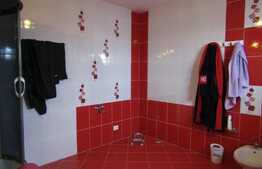 Casa individuala la cheie, 310 mp, teren 1170 mp, Exterior Est!