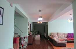 Casa individuala la cheie, 310 mp, teren 1170 mp, Exterior Est!